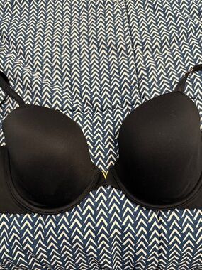 Victoria's Secret Black Love Cloud Bra with Gold Accent wired lined Demi
